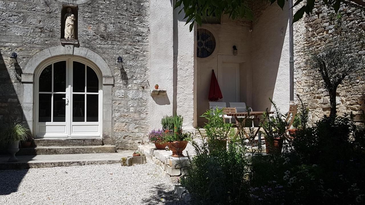 Le Clos - La Chapelle Lombard  Exterior photo