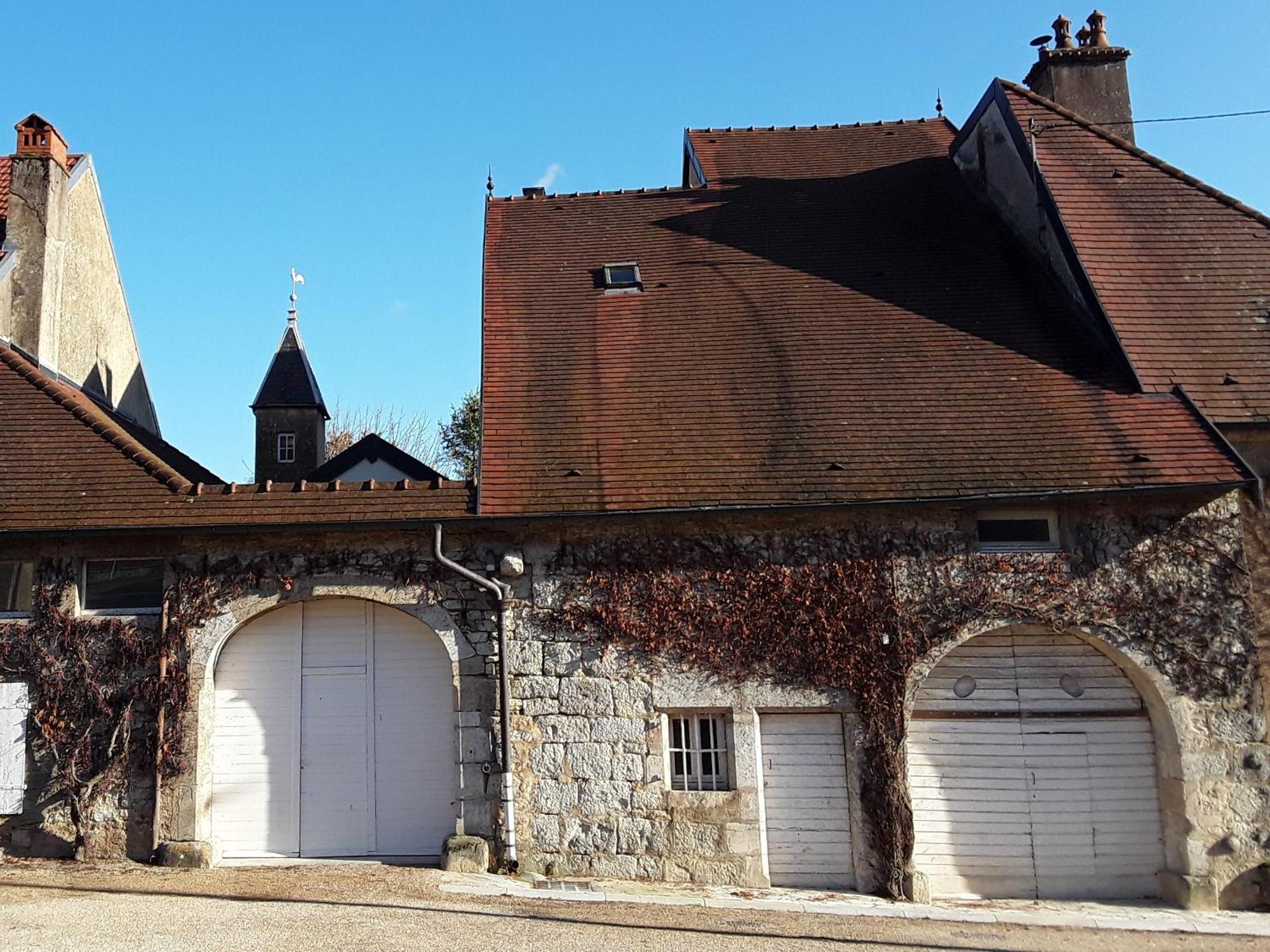 Le Clos - La Chapelle Lombard  Exterior photo