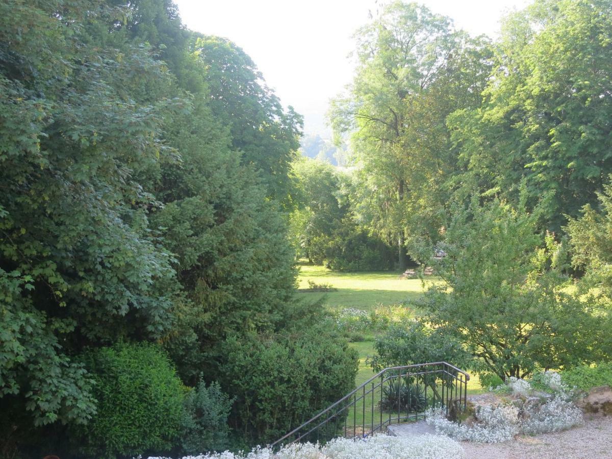 Le Clos - La Chapelle Lombard  Exterior photo